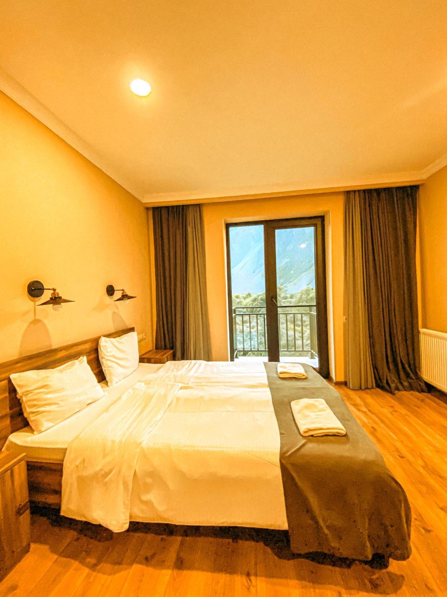 Hotel Gold Kazbegi Exterior photo